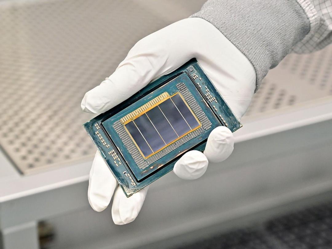 Intel Clearwater Forest — Xeony 18A z aż 288 rdzeniami debiutują na MWC 2026