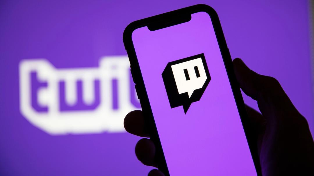 Wielka zmiana w Wielkiej Brytanii: YouTube i Twitch mają zostać zablokowane dla osób poniżej 16. roku życia